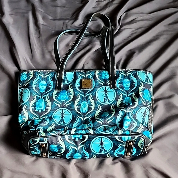 Star Wars Disney Dooney & Bourke - Picture 1 of 3